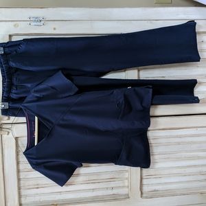 Urbane, navy scrub set. Sz Small